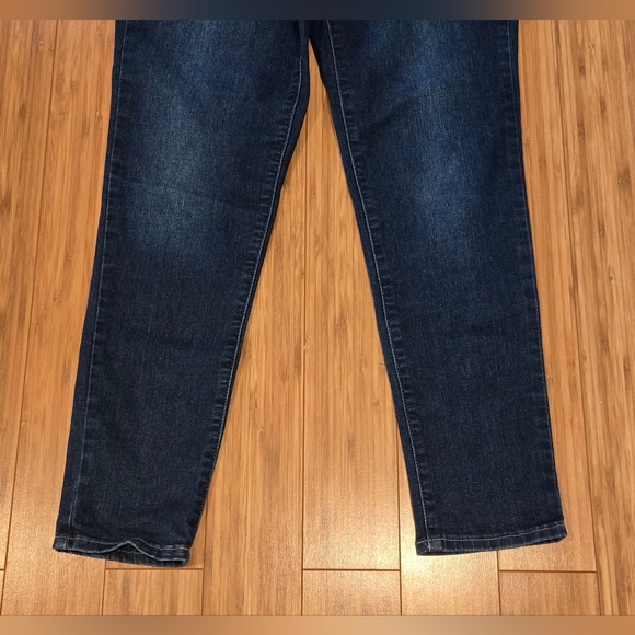 Jessica Simpson High Waist Blue Jeans - Picture 2 of 8